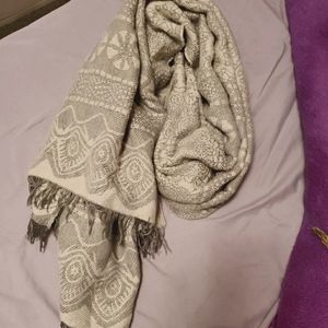 Womens scarf